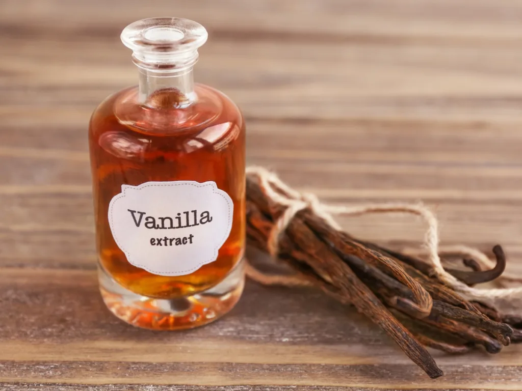 vanilla extract and vanilla beans